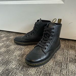 Women’s Dr. Martens LEYTON - Size 3 UK - Like New